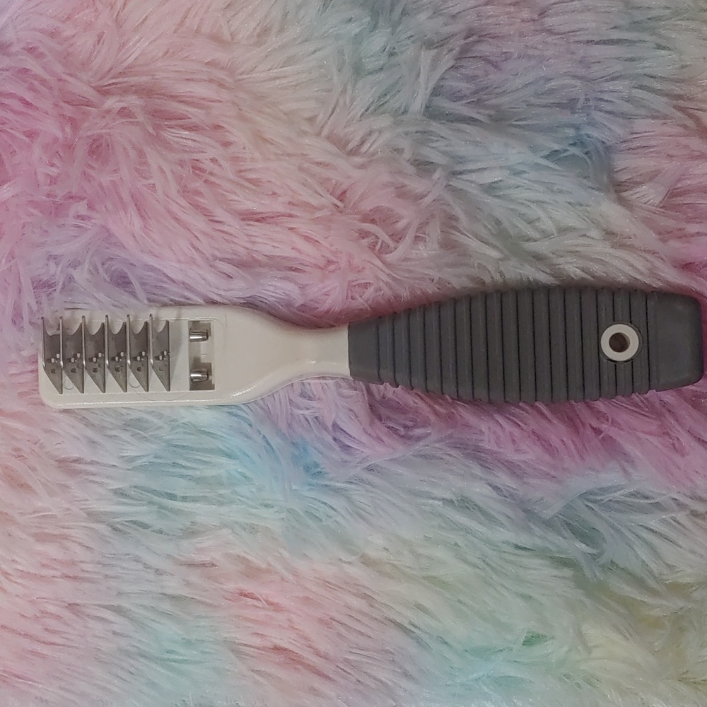 Pet Combs - Picture 6 of 10